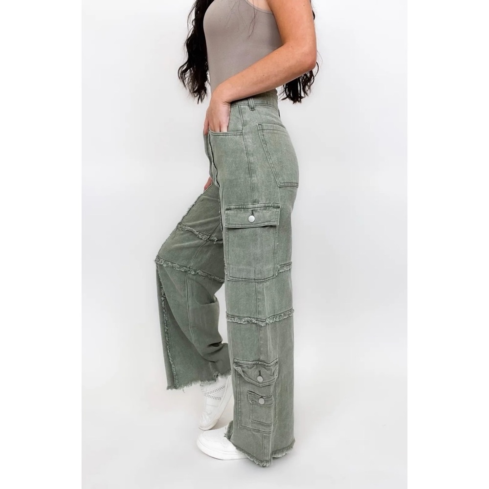 POL Faded Olive High Waist Straight Wide Leg Cargo Jeans - Picture 8 of 12